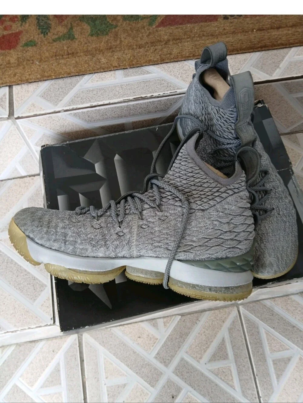 Nike Men's Grey Knit Athletic Sneakers Lebron XV